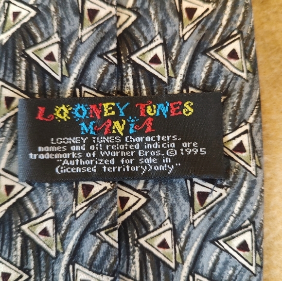 Official LOONEY TUNES MANIA TIE Vintage Circa 1995 - Picture 7 of 9